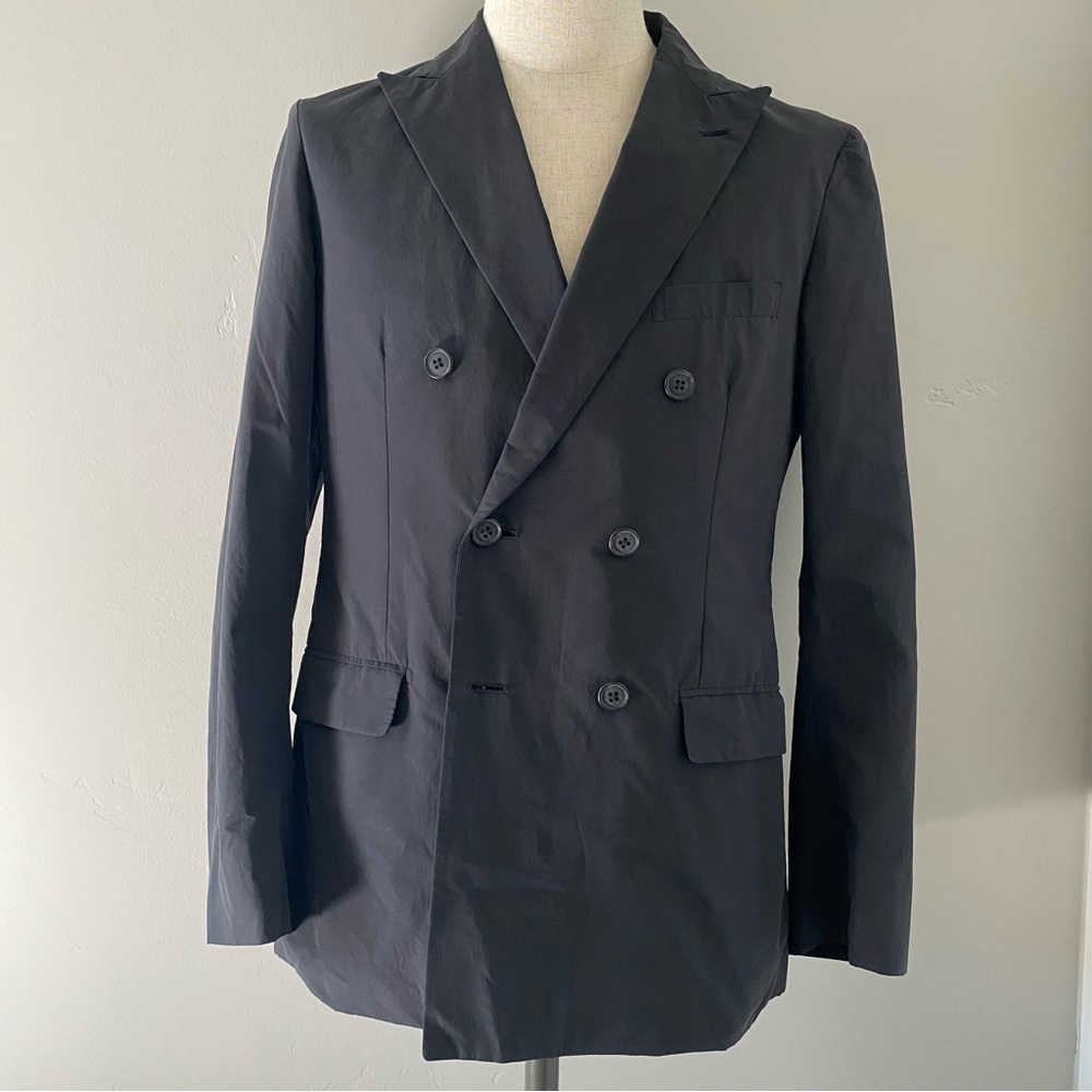 UNITED ARROWS men’s nylon/cotton grayish navy double breasted suit, JP 46 (~36S)